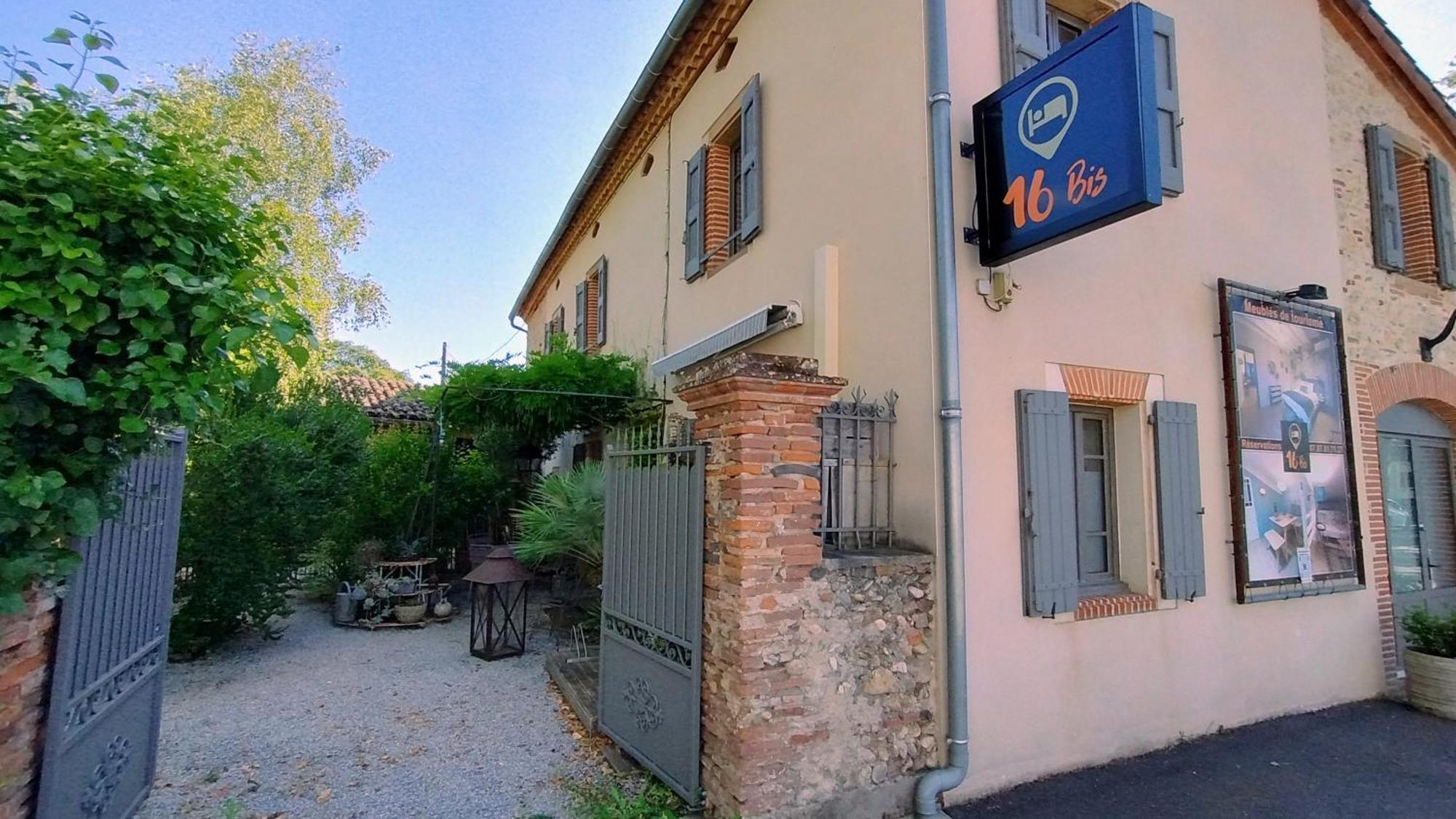 16 Bis-Gite-Hotel-Studio Marssac-sur-Tarn Экстерьер фото
